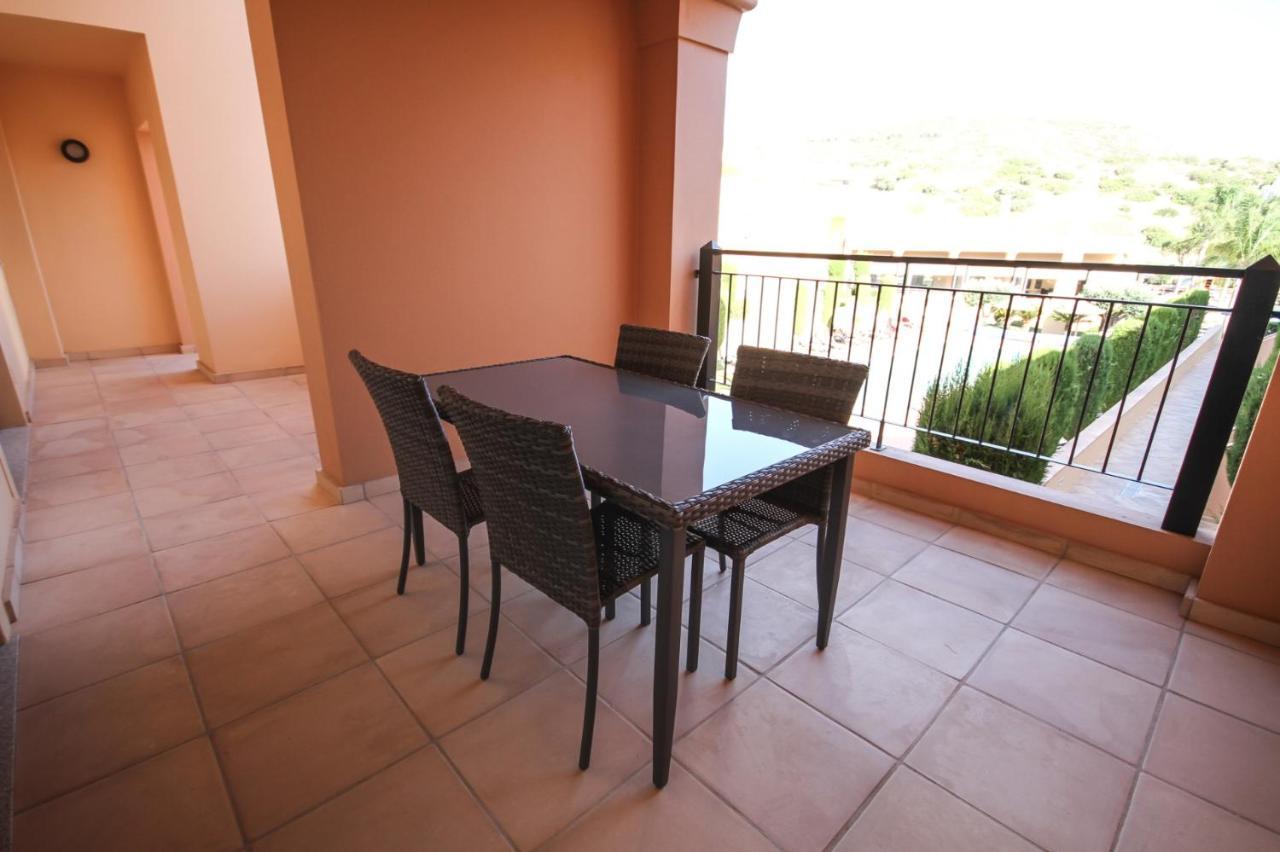 Luxury Apartment - T1 Vue Sur Piscine - Praia Da Luz Экстерьер фото