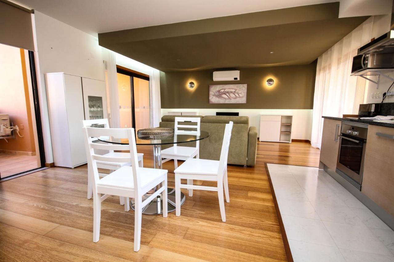 Luxury Apartment - T1 Vue Sur Piscine - Praia Da Luz Экстерьер фото